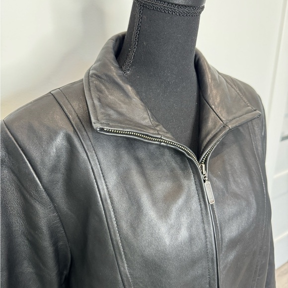 Covington Black Genuine Leather Jacket - Picture 5 of 8